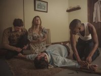 Бесит быть нормальным (2017)
